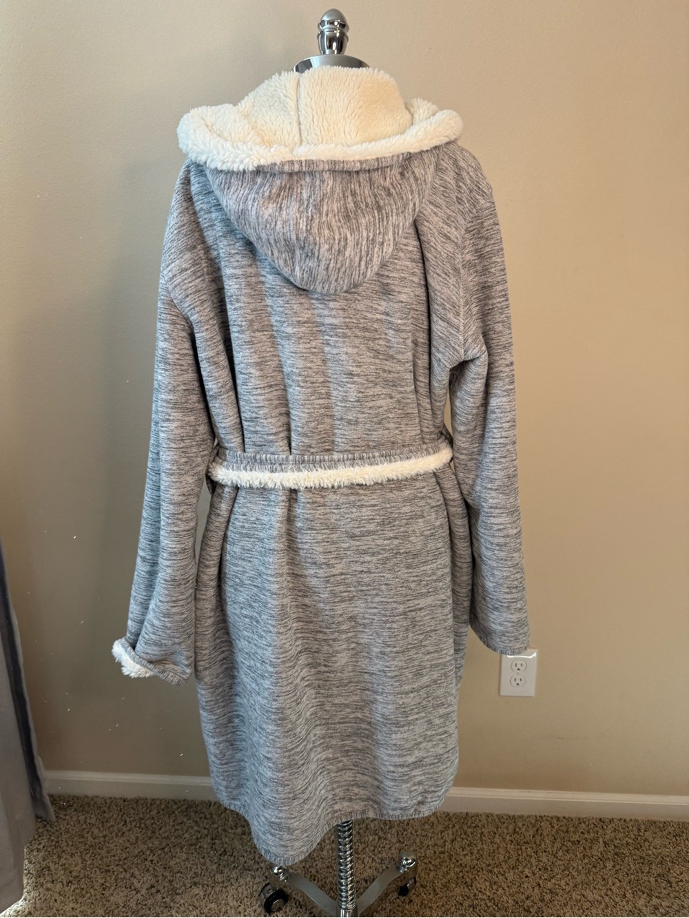 UGG Portola Cream Sherpa Hoodie Robe Size XL Soft Ivory Fleece - Picture 8 of 15